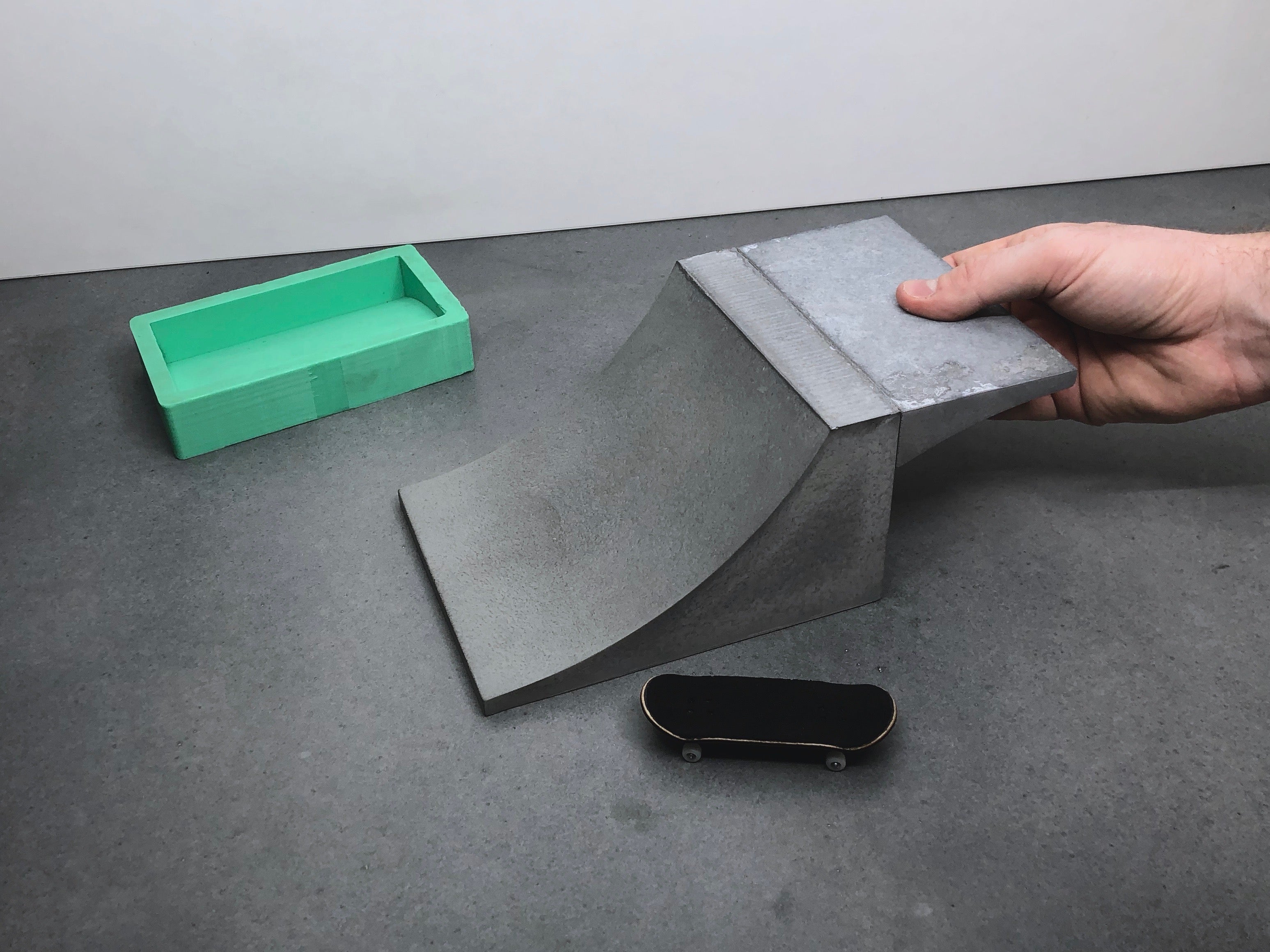 Table & Kicker-Mold