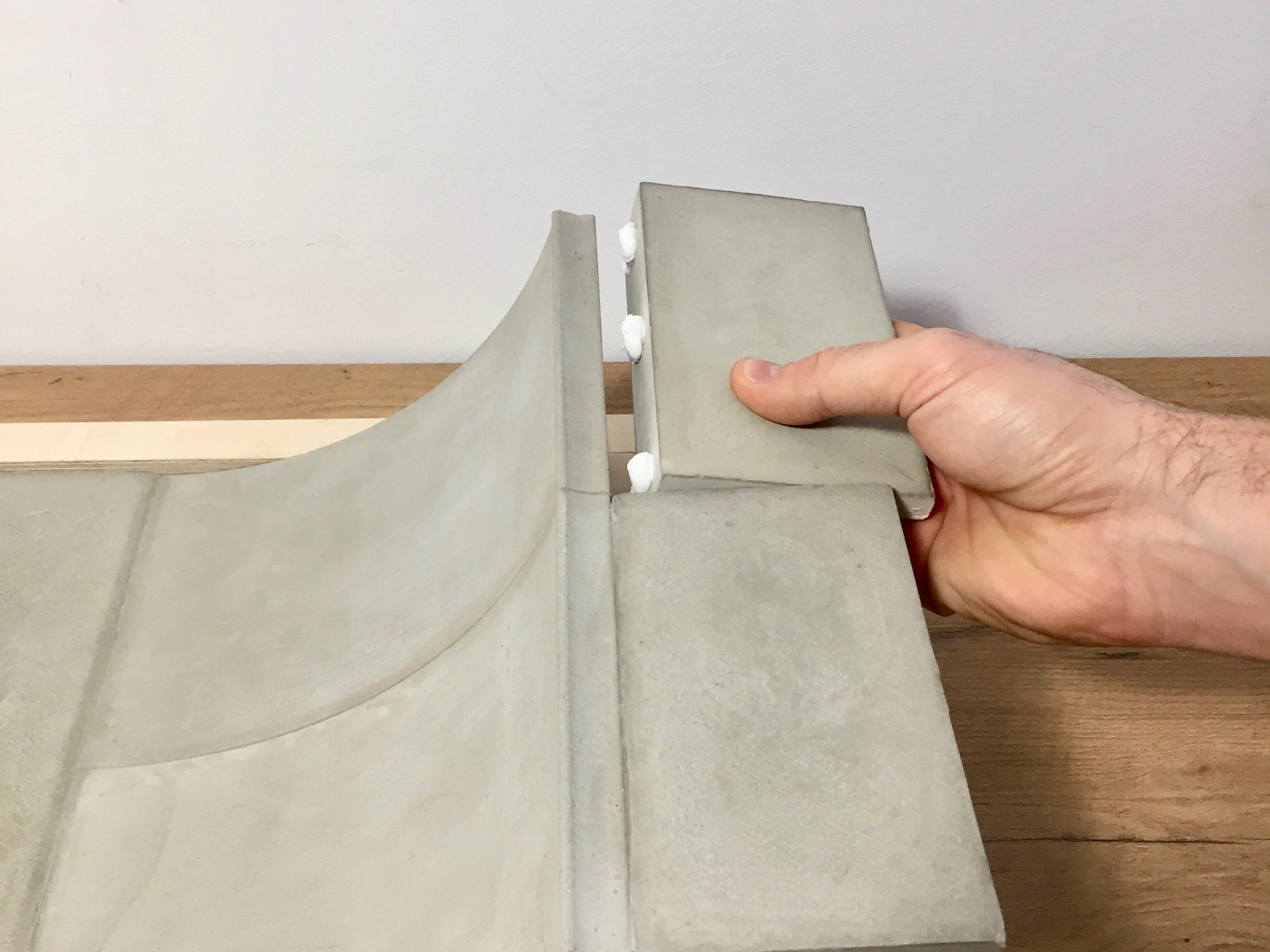Table & Kicker-Mold