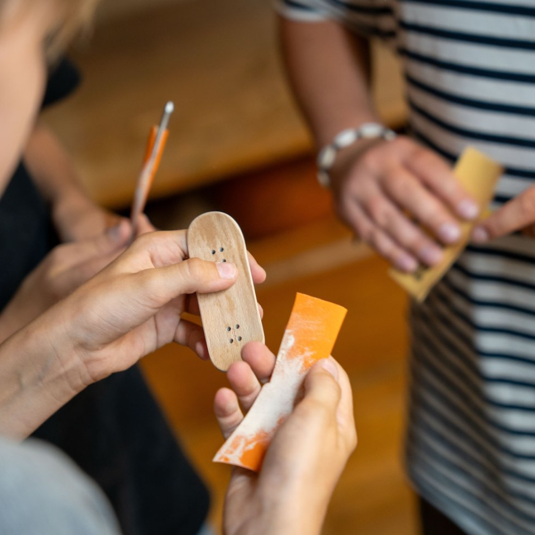 Inspiring Fingerboard Workshop for Creative Kids